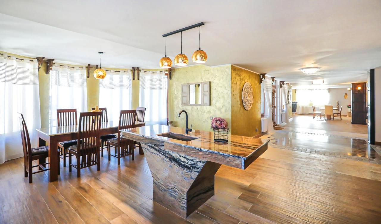 Transilvania Mansion Braşov Eksteriør billede